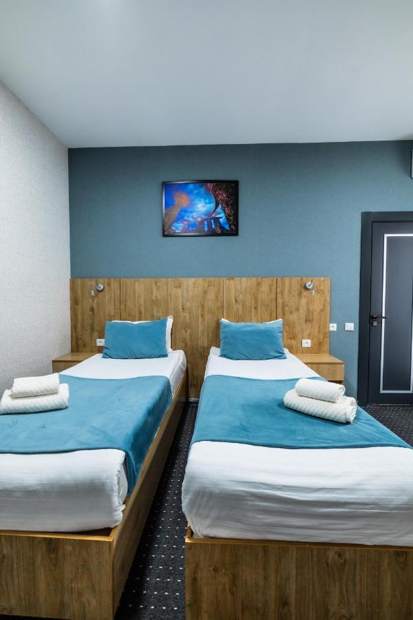 Bobur Hotel Tashkent Ngoại thất bức ảnh