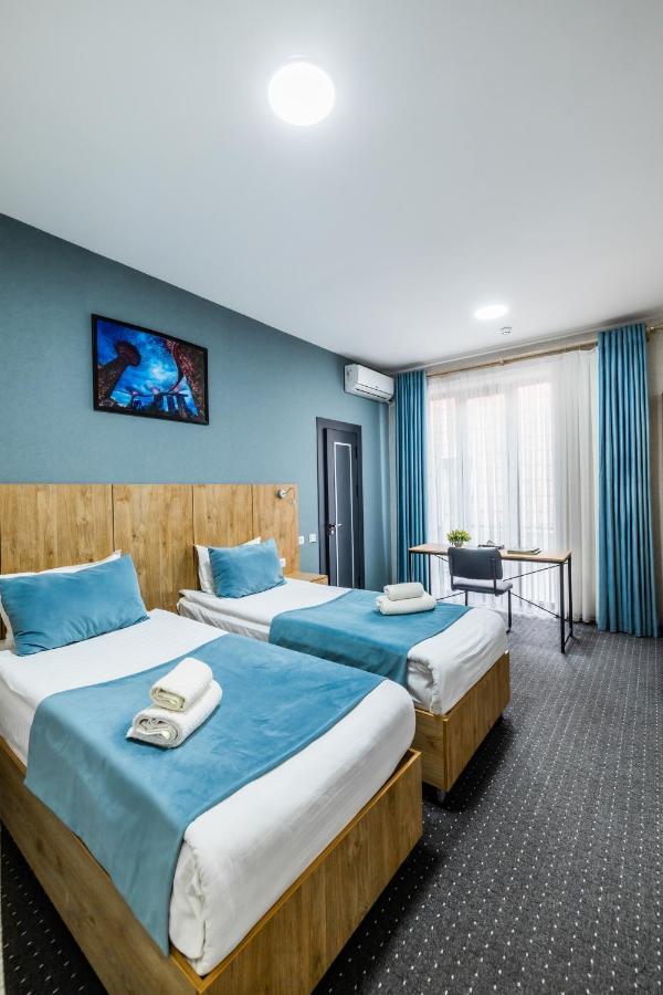 Bobur Hotel Tashkent Ngoại thất bức ảnh