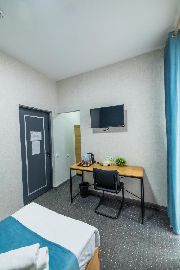 Bobur Hotel Tashkent Ngoại thất bức ảnh