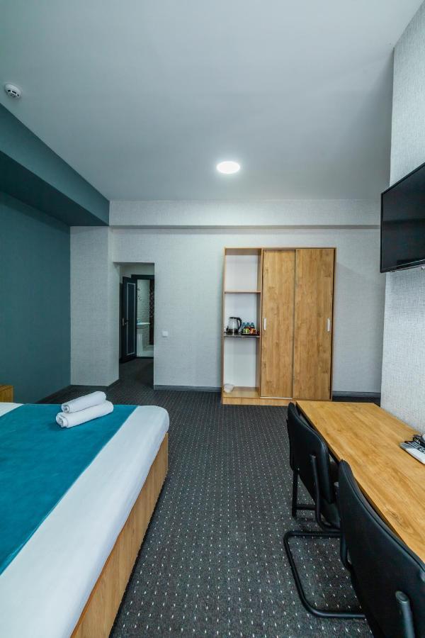 Bobur Hotel Tashkent Ngoại thất bức ảnh