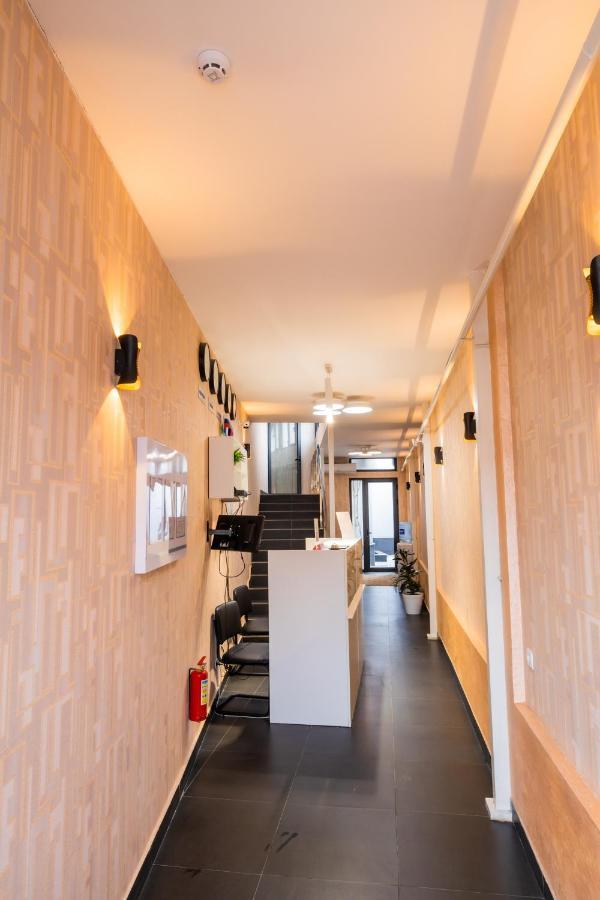 Bobur Hotel Tashkent Ngoại thất bức ảnh