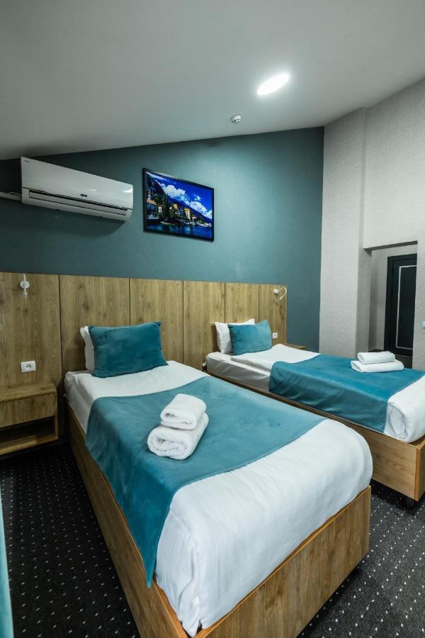 Bobur Hotel Tashkent Ngoại thất bức ảnh