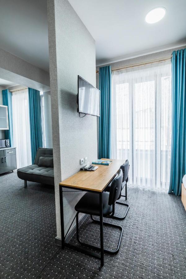 Bobur Hotel Tashkent Ngoại thất bức ảnh