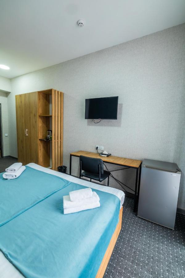 Bobur Hotel Tashkent Ngoại thất bức ảnh