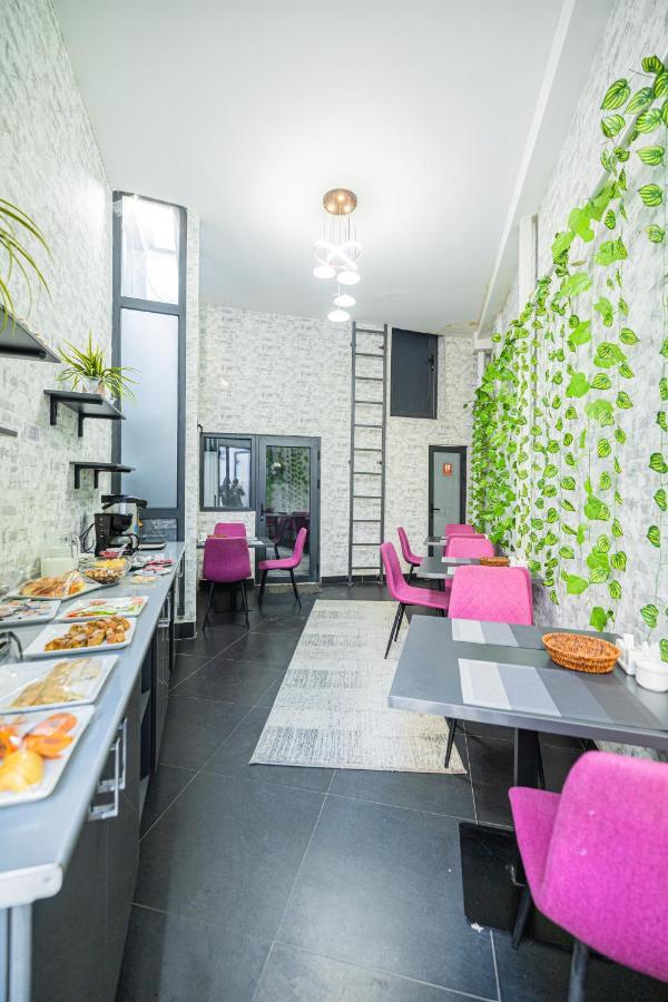 Bobur Hotel Tashkent Ngoại thất bức ảnh
