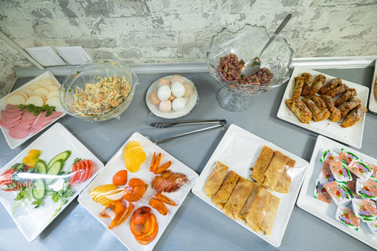 Bobur Hotel Tashkent Ngoại thất bức ảnh